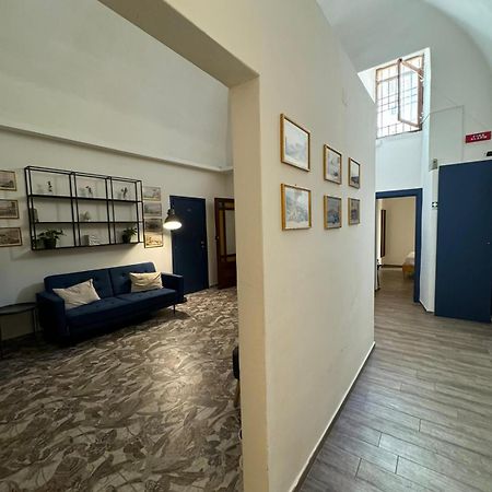 Palazzo Belmosto Napoli Bagian luar foto