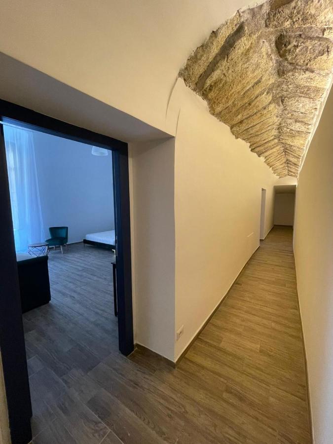 Palazzo Belmosto Napoli Bagian luar foto