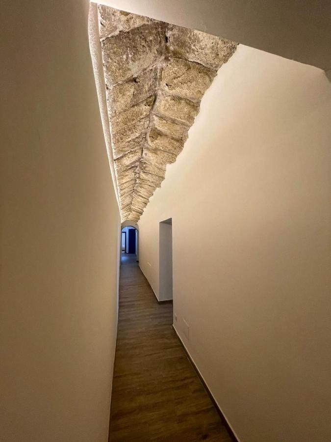 Palazzo Belmosto Napoli Bagian luar foto
