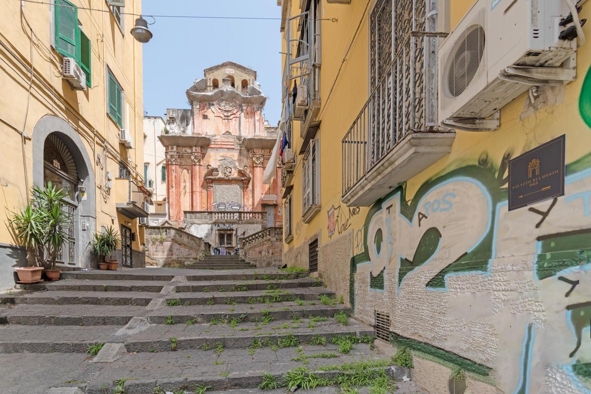 Palazzo Belmosto Napoli Bagian luar foto